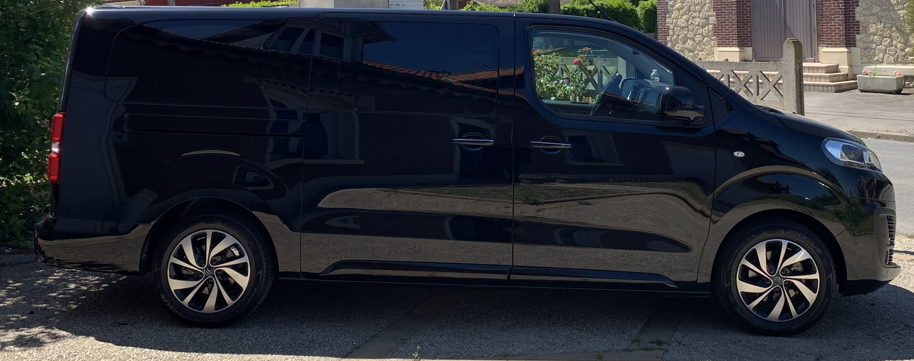 MLC Transfert Services space tourer 2